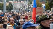 Протест в Праге против ношения масок
