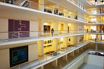 nac_galereya_budet_rabotat_besplatno-small.jpg