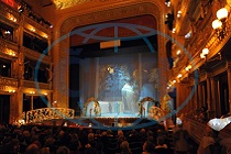 teatry_gotovyat_premiery-small.jpg